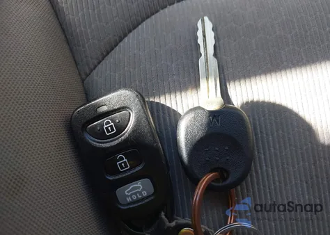 2017 Hyundai Elantra Se из США, поврежденный, VIN KMHD84LF2HU190062